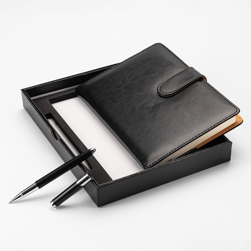 Kit executivo com caderno e canetas